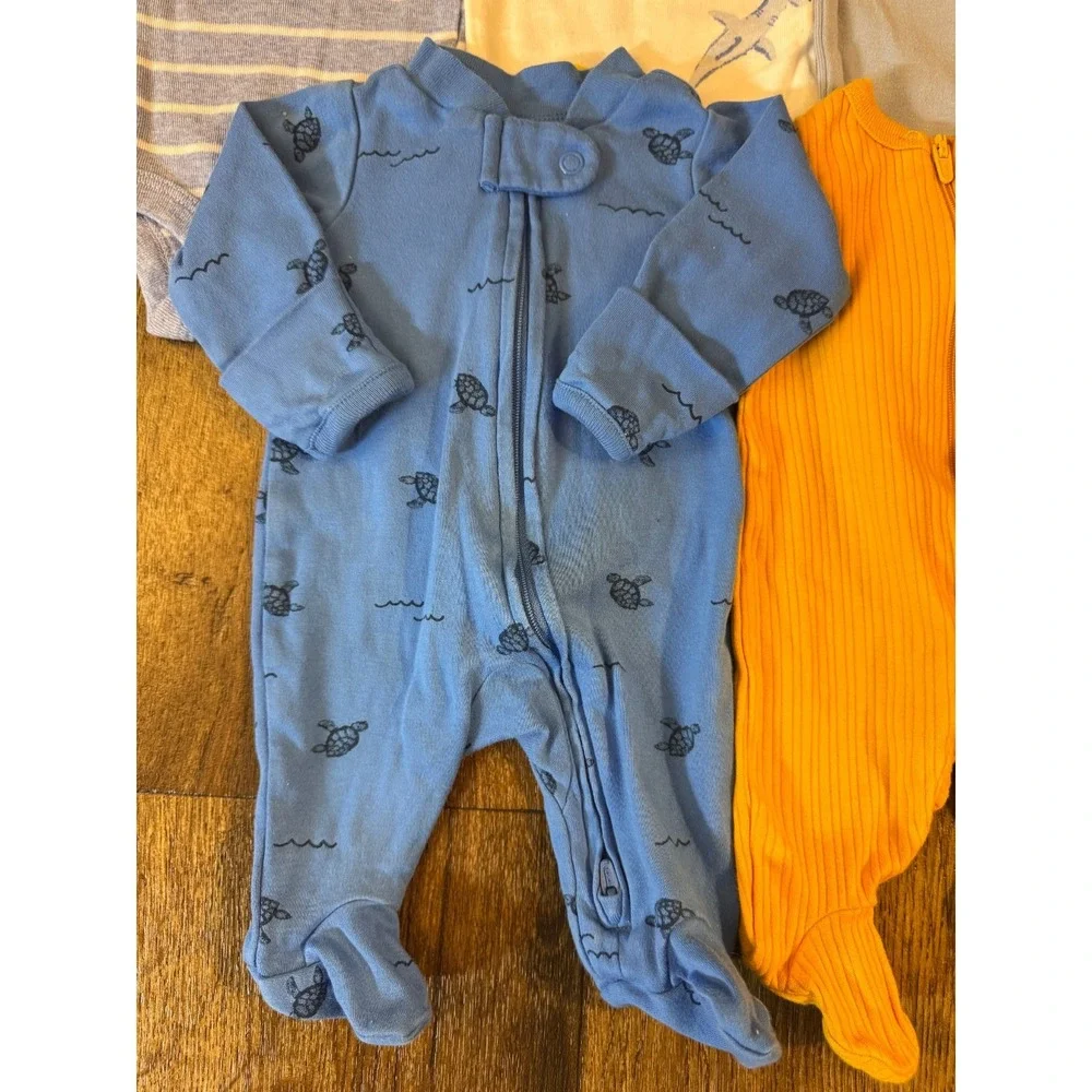 Preemie Baby Boy Basic Clothing Bundle Lot Sleepers Bodysuits Cute Layette Set